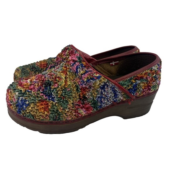 Sanita Multicolored Floral Clog Textured Fabric Red Pink Slip On Womens 36 US 5 - Picture 1 of 14